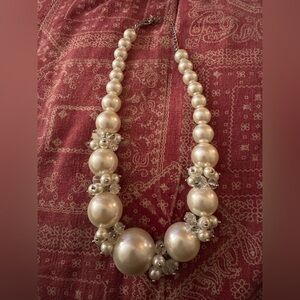 Elegant Pearl Necklace